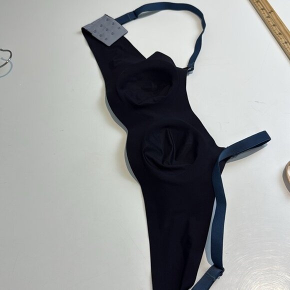 Knix Padded Evolution Wireless Bra Size 1 - Picture 5 of 5